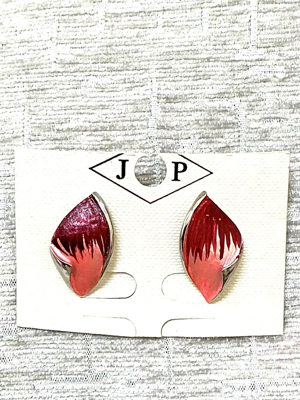 Vintage Pink to Red Gradient Enamel Leaf Stud Earrings